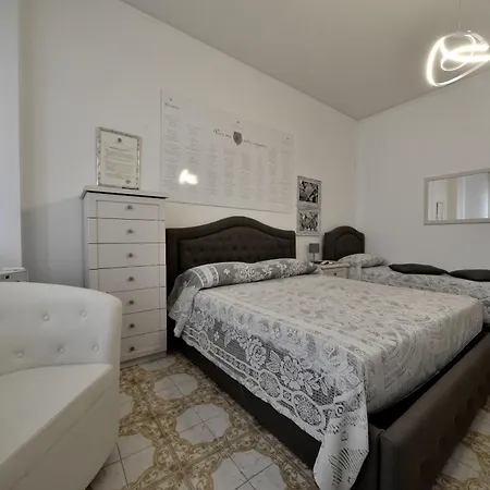 Wast-host By Michelangelo Bed and Breakfast