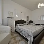 Wast-host By Michelangelo Bed & Breakfast