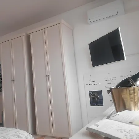 Wast-host By Michelangelo